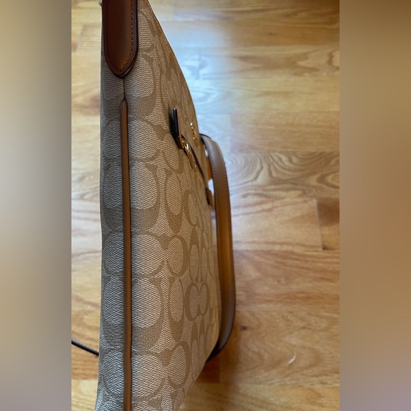 Coach Rowan File bag - light tan/cream signature canvas - Picture 9 of 12